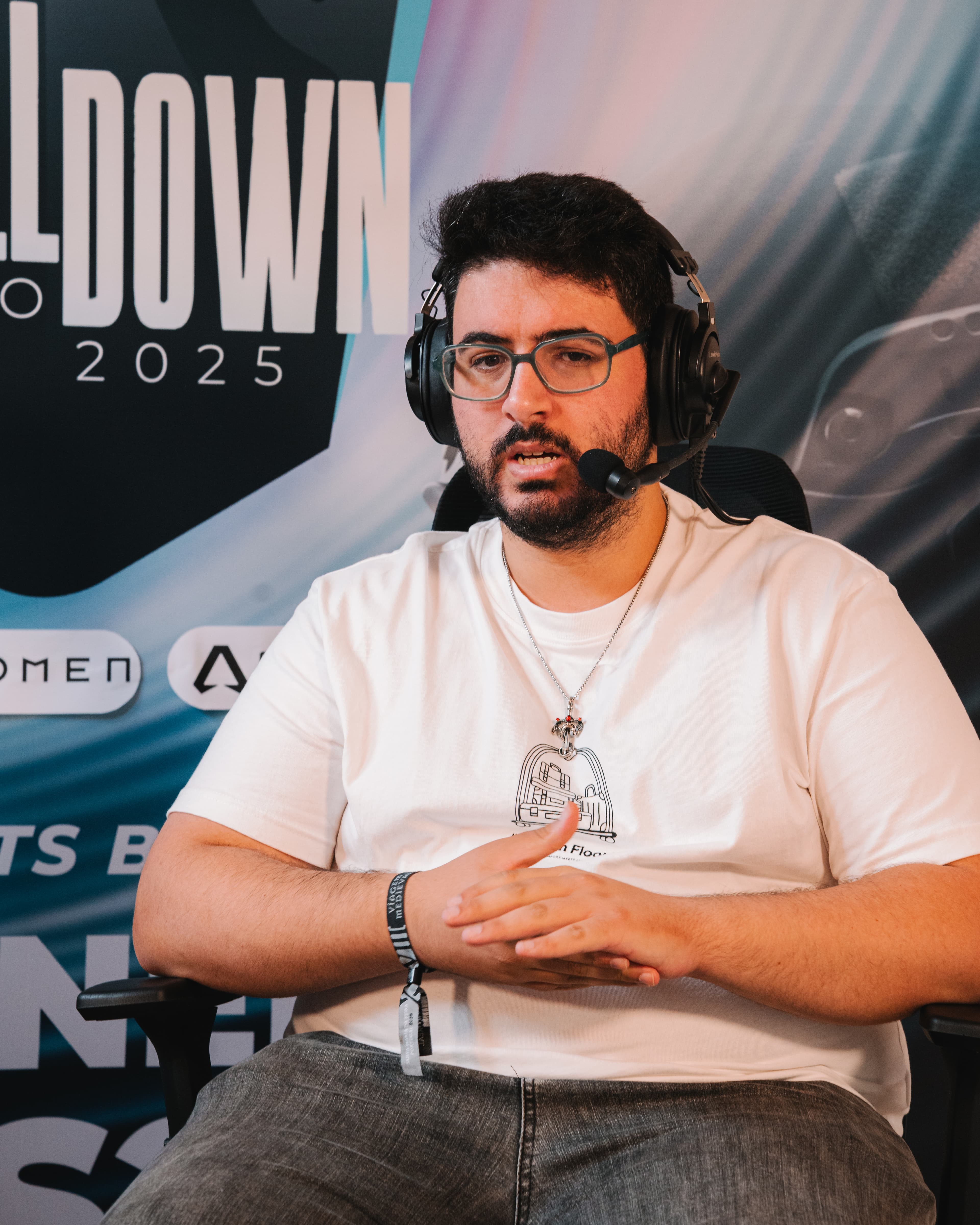 Scroll Down Baião, 6