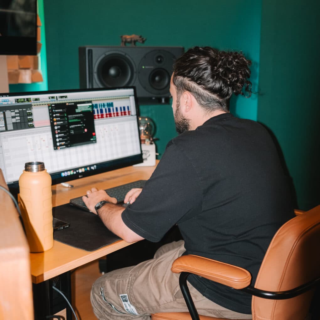 Sine Factory: Bispo Studio Session, 5